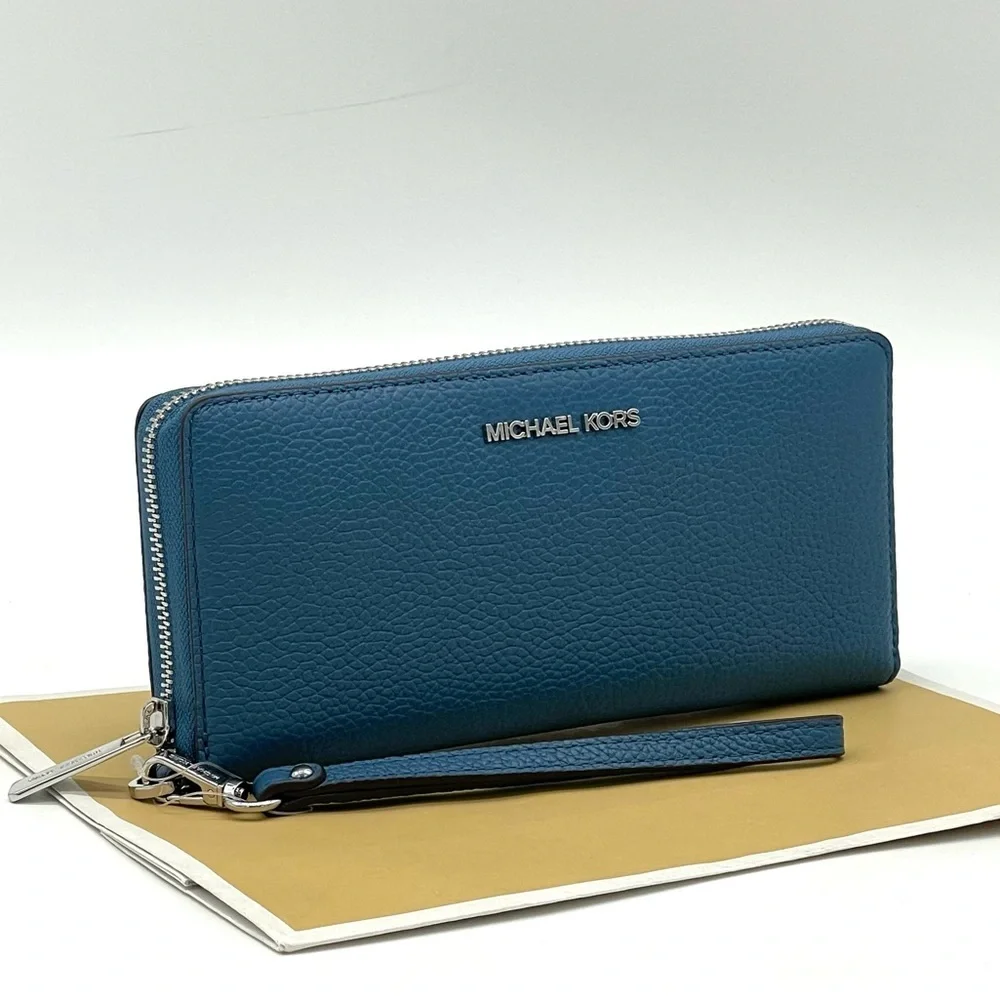 Michael Kors Large Continental Wallet Wristlet